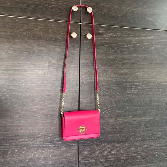 Fuchsia pebbled Bag - Picture 2 of 9